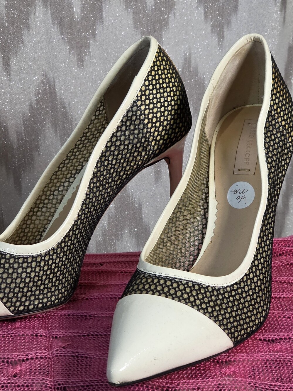 Reed Krakoff Atlas Black Mesh Ivory Patent Stiletto Pumps EU 39 Italy